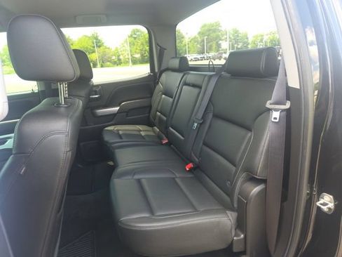 Used 2018 Chevrolet Silverado 1500 LT w/ True North Edition AWD/4WD image 13