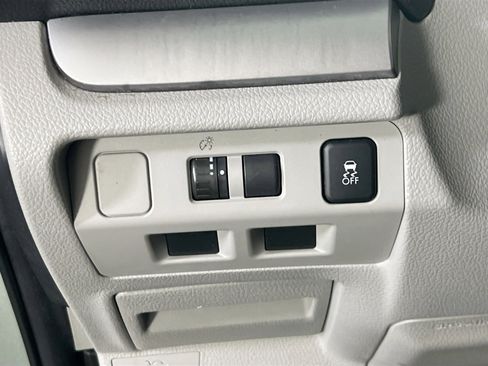 Used 2015 Subaru Forester 2.5i Premium w/ Popular Package #2 image 10