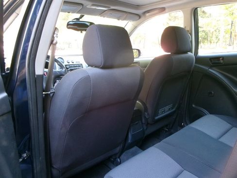 Used 2006 Pontiac Vibe w/ Security Package image 35