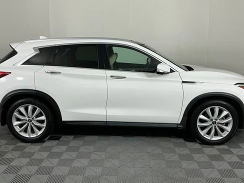 Used 2019 INFINITI QX50 Essential w/ Cargo Package FWD image 8
