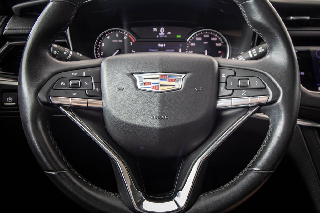 Used 2023 Cadillac XT6 Luxury FWD image 34