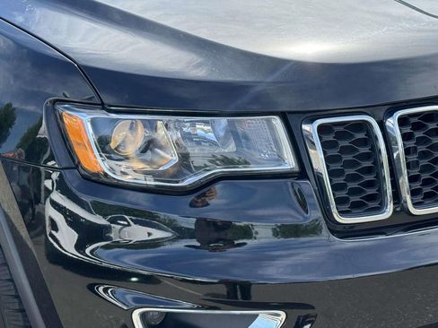 Used 2020 Jeep Grand Cherokee Limited AWD/4WD image 12
