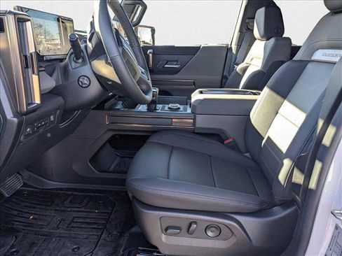 New 2025 GMC Hummer EV 2X w/ Extreme Off-Road Package AWD/4WD image 4