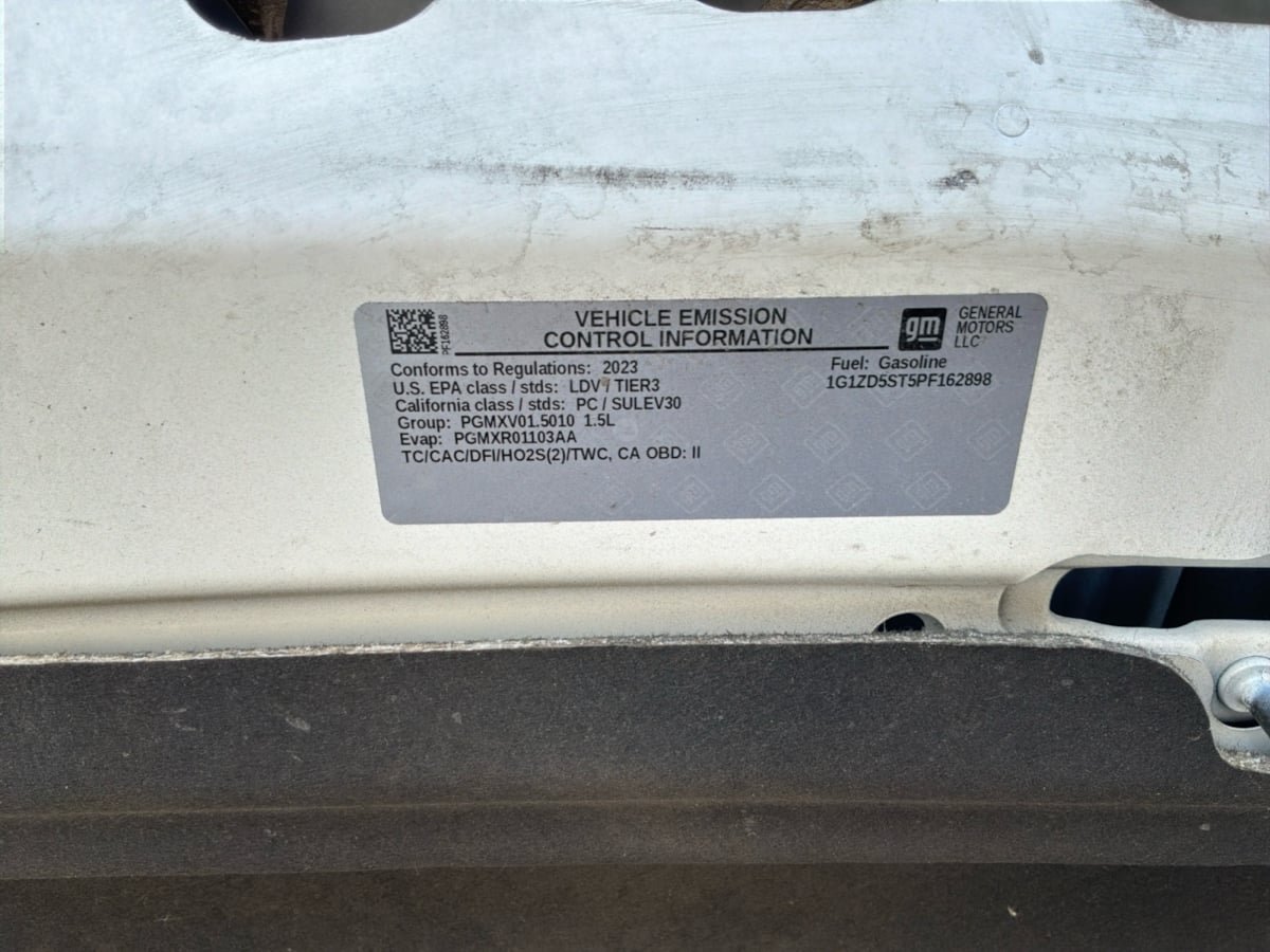 Used 2023 Chevrolet Malibu LT FWD image 23