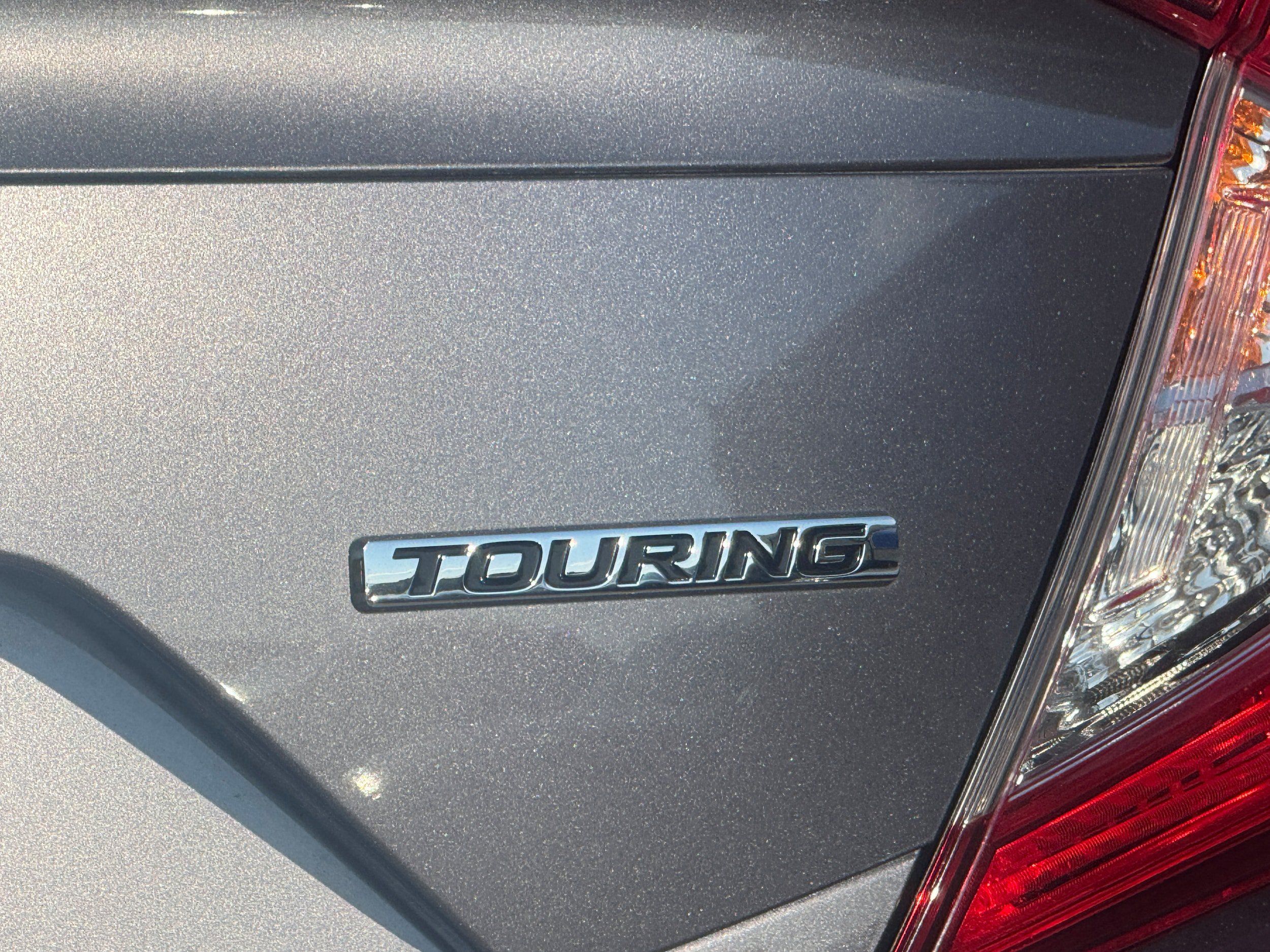 Used 2019 Honda Civic Touring image 7
