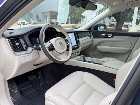 Certified 2023 Volvo XC60 B5 Plus w/ Climate Package image 12