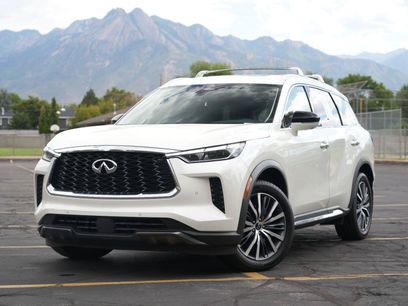 Used 2023 INFINITI QX60 Sensory w/ Cargo Package