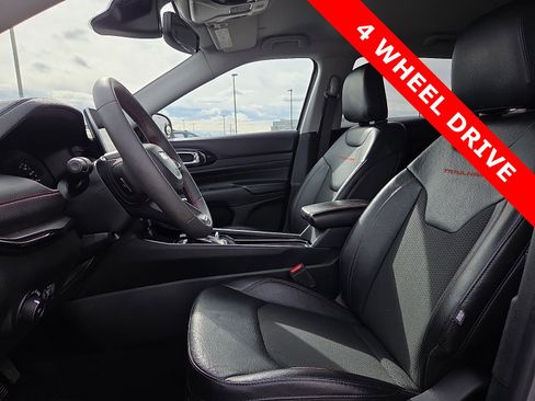 Used 2022 Jeep Compass Trailhawk image 15