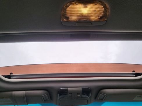 Used 2012 Subaru Legacy 3.6R Limited image 34