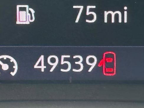 Used 2021 Chevrolet Traverse Premier w/ Redline Edition image 11