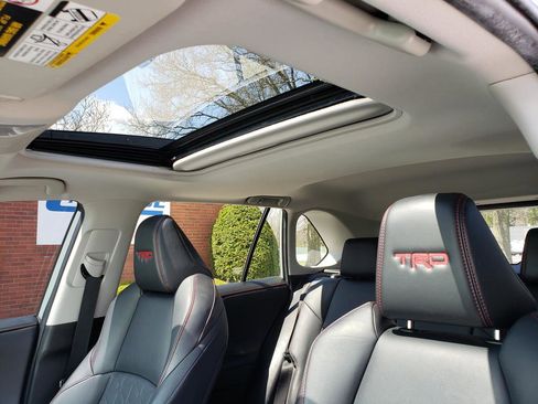 Used 2020 Toyota RAV4 TRD Off-Road image 10