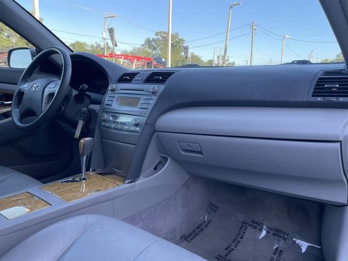 Used 2007 Toyota Camry XLE FWD image 15