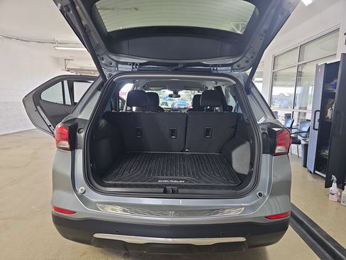 Certified 2024 Chevrolet Equinox LT FWD image 15