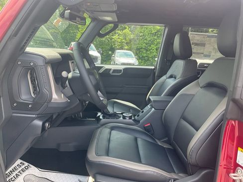 New 2026 Ford Bronco Outer Banks AWD/4WD image 16