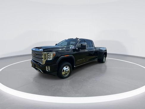 Used 2023 GMC Sierra 3500 Denali w/ Denali Ultimate Package AWD/4WD image 4