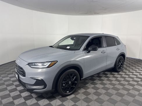 Certified 2025 Honda HR-V Sport image 7