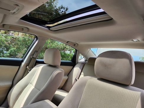 Used 2014 Nissan Altima 2.5 SV w/ Convenience Package FWD image 23