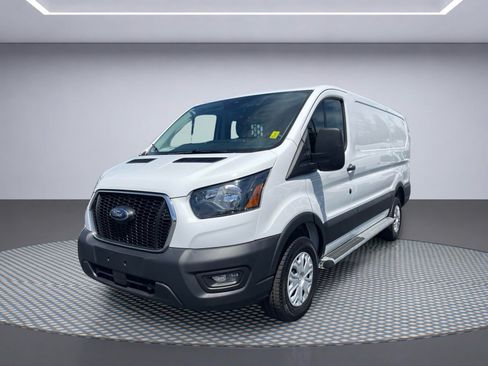 Used 2025 Ford Transit 250 Low Roof w/ Exterior Upgrade Package RWD image 2