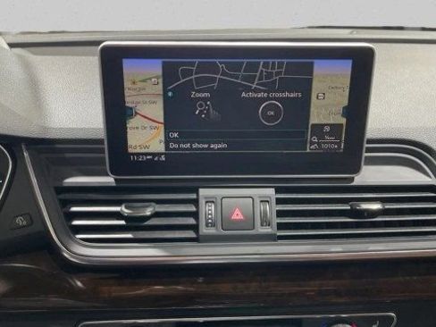 Used 2020 Audi Q5 Prestige image 18