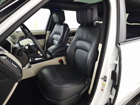 Used 2020 Land Rover Range Rover Long Wheelbase HSE image 19