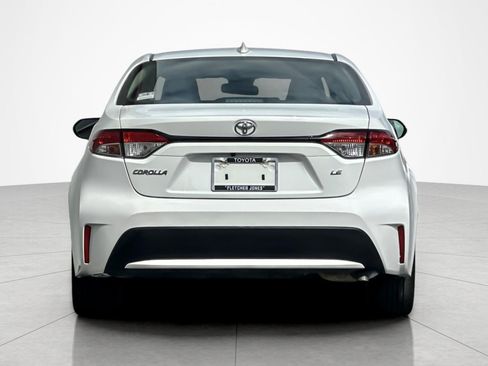 Certified 2020 Toyota Corolla LE FWD image 4