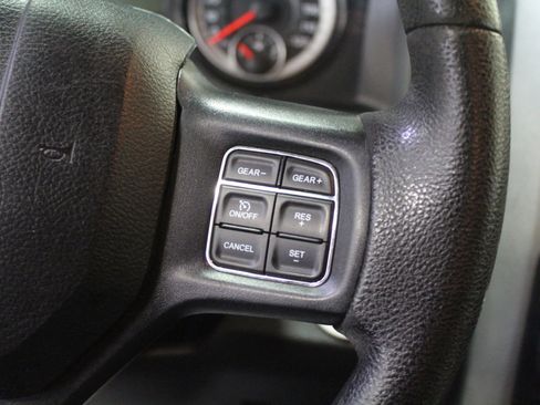 Used 2017 RAM 1500 Express image 9