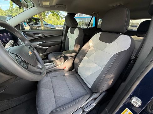 Used 2024 Chevrolet Trax LS w/ Driver Confidence Package FWD image 22