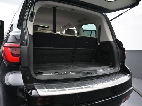 Used 2023 INFINITI QX80 Premium Select w/ All-Season Package AWD/4WD image 17