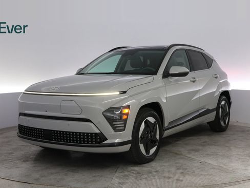 Used 2024 Hyundai Kona Limited FWD image 2