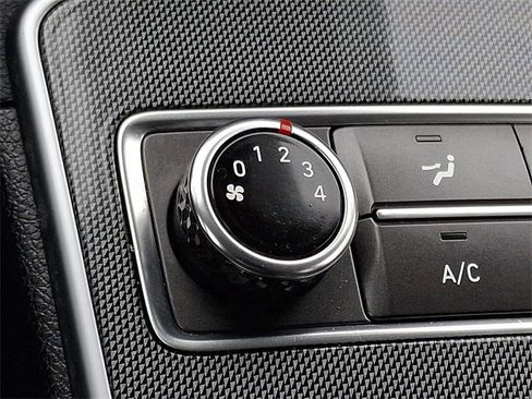 Used 2021 Hyundai Santa Fe SEL w/ Cargo Package image 24