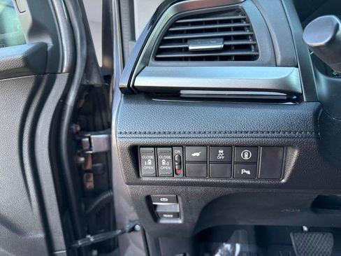 Certified 2022 Honda Odyssey Touring image 36