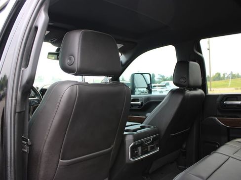 Used 2020 Chevrolet Silverado 2500 High Country w/ Z71 Off-Road Package AWD/4WD image 29