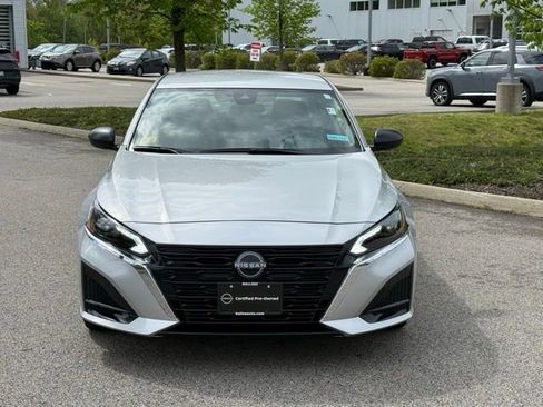 Certified 2025 Nissan Altima 2.5 SV FWD image 5
