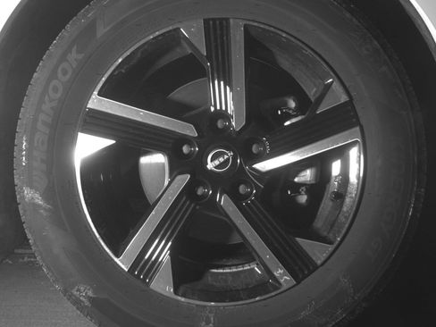 Used 2025 Nissan Sentra SV image 10