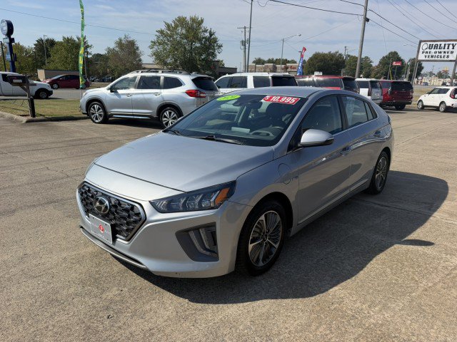 Used 2020 Hyundai Ioniq SEL FWD image 4