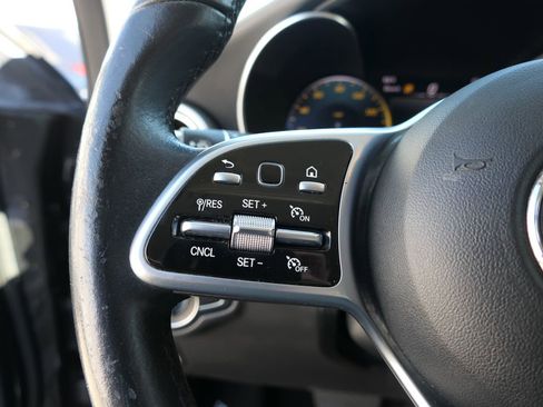 Used 2022 Mercedes-Benz GLC 300 image 16