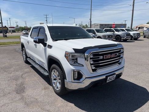 Used 2019 GMC Sierra 1500 SLT w/ SLT Premium Package AWD/4WD image 8