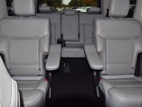 Certified 2025 Ford Expedition Active image 21