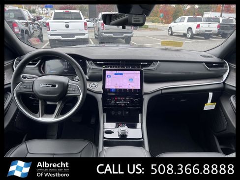 New 2025 Jeep Grand Cherokee Limited image 19