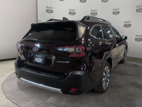 Used 2025 Subaru Outback Limited AWD/4WD image 5