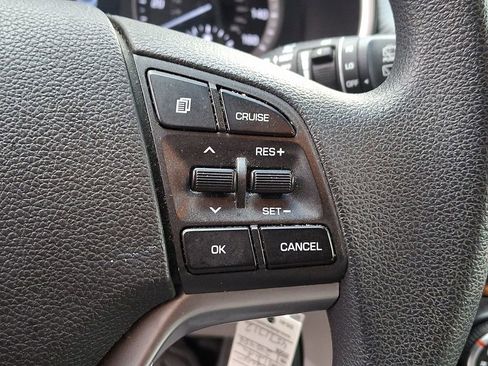 Used 2020 Hyundai Tucson SE image 16