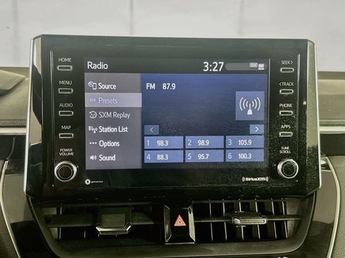 Used 2021 Toyota Corolla SE FWD image 19