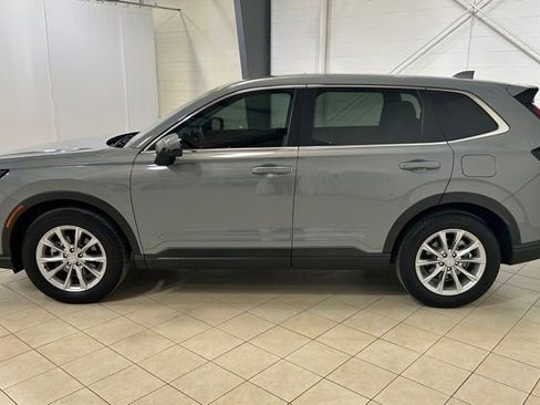 Used 2025 Honda CR-V EX-L image 2