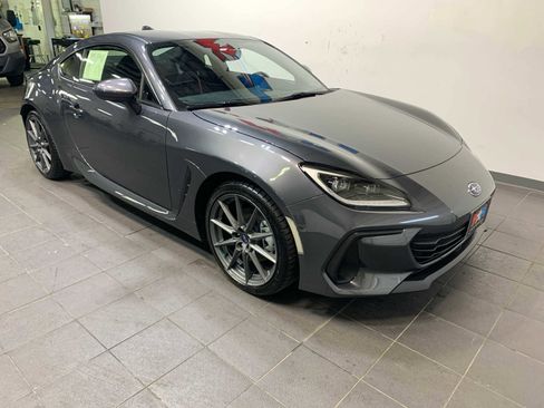 Used 2024 Subaru BRZ Limited image 3