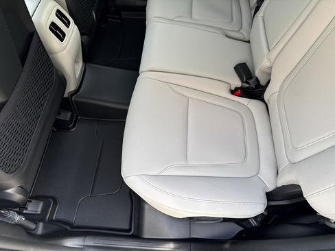 New 2026 Hyundai Tucson Limited image 13