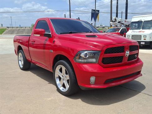 Used 2015 RAM 1500 Sport w/ Convenience Group RWD image 7
