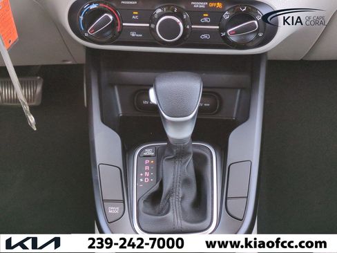 Certified 2021 Kia Soul LX image 17