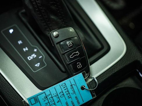 Used 2023 Audi Q3 2.0T Premium image 24