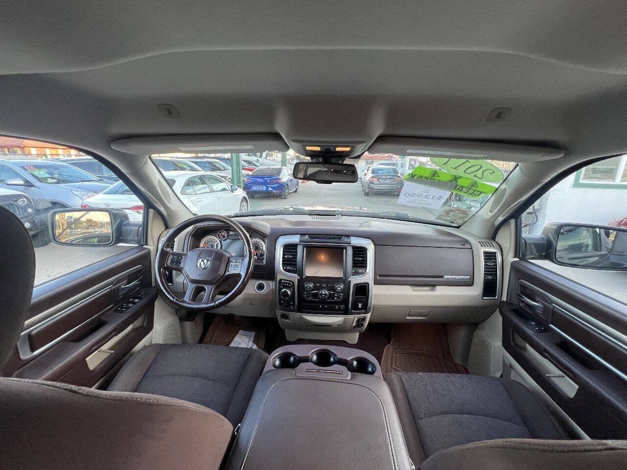 Used 2017 RAM 1500 Big Horn AWD/4WD image 11