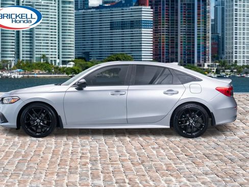 Used 2023 Honda Civic Sport image 4